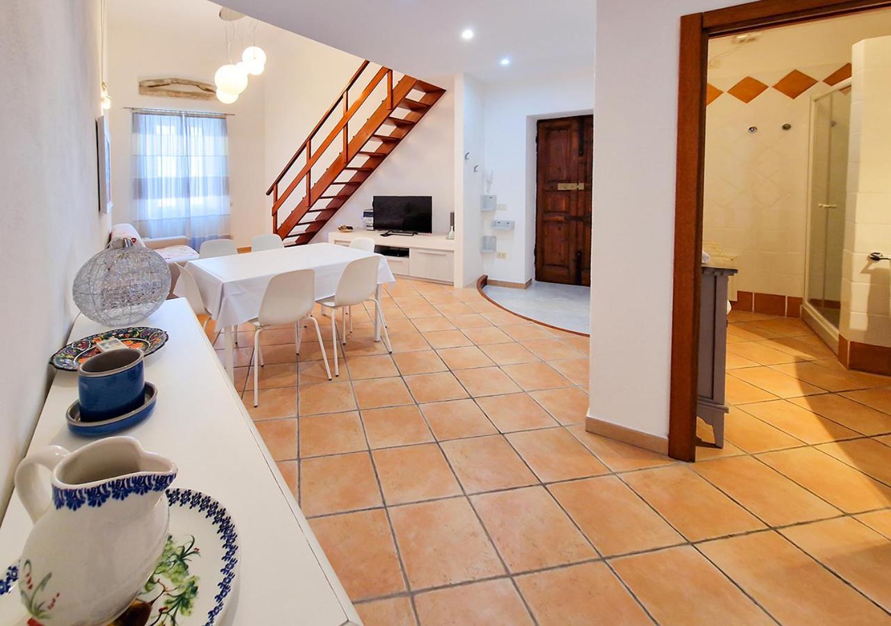 Murphy Holiday Home - Residenza Baro La Maddalena  Exteriör bild